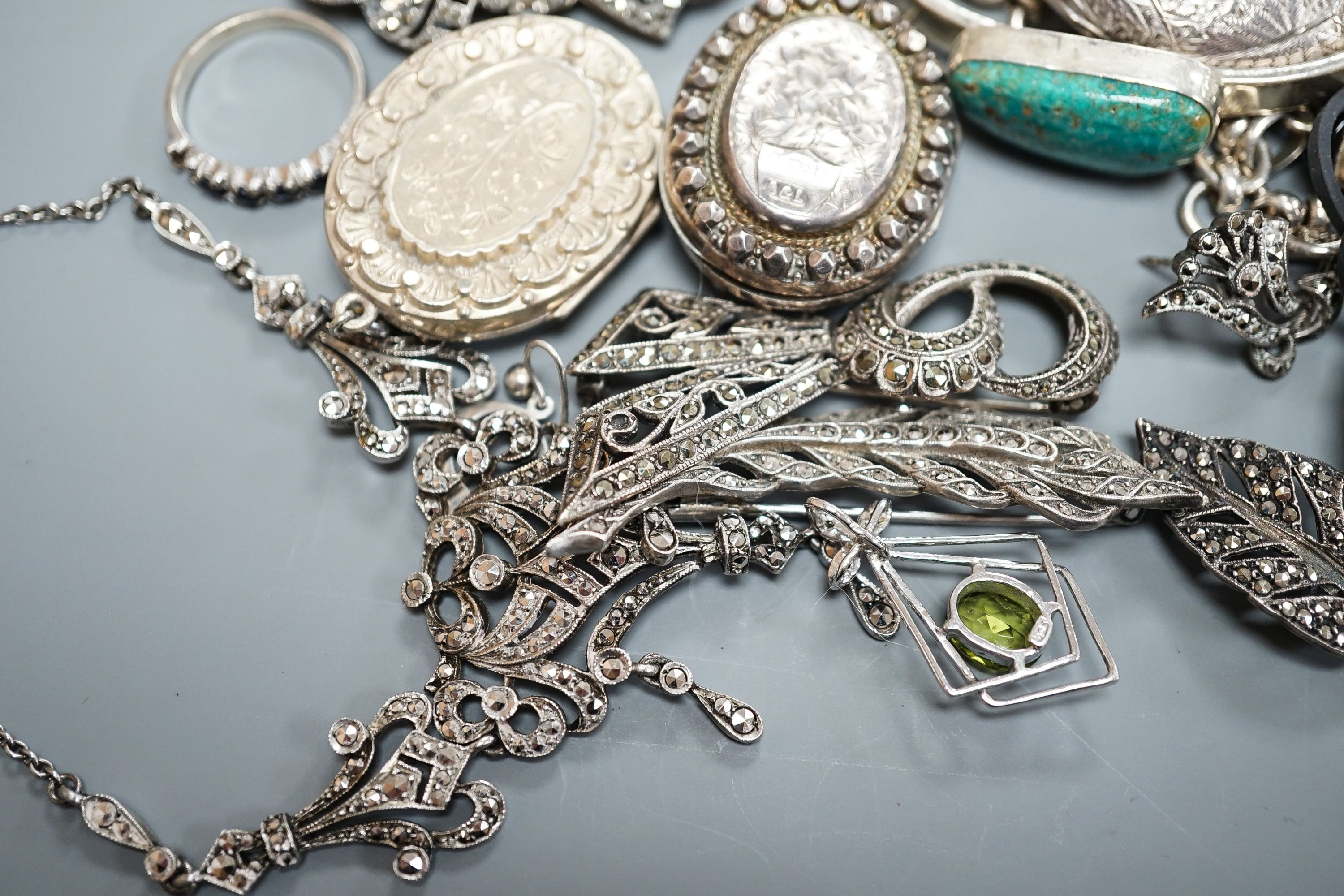 A mixed quantity of assorted silver and white metal jewellery including costume and a silver and enamel compact.